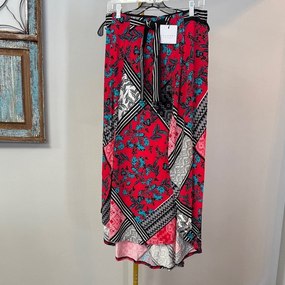 Laundry By Shelli Segal Boho Red and Black Patterned High Low Skirt NWT L